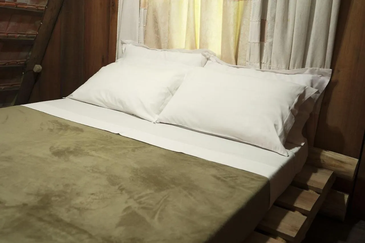 Sitio Urbano A Apenas 1,5 Km Do Centro Hotell Blumenau Pensionat